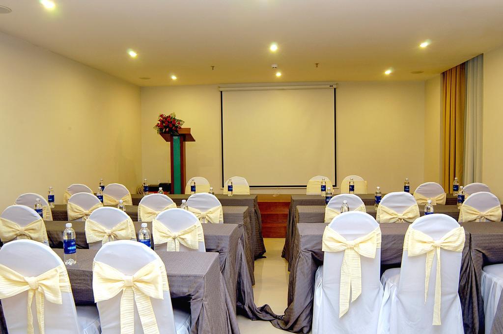 Nam Hung Hotel Nha Trang Esterno foto