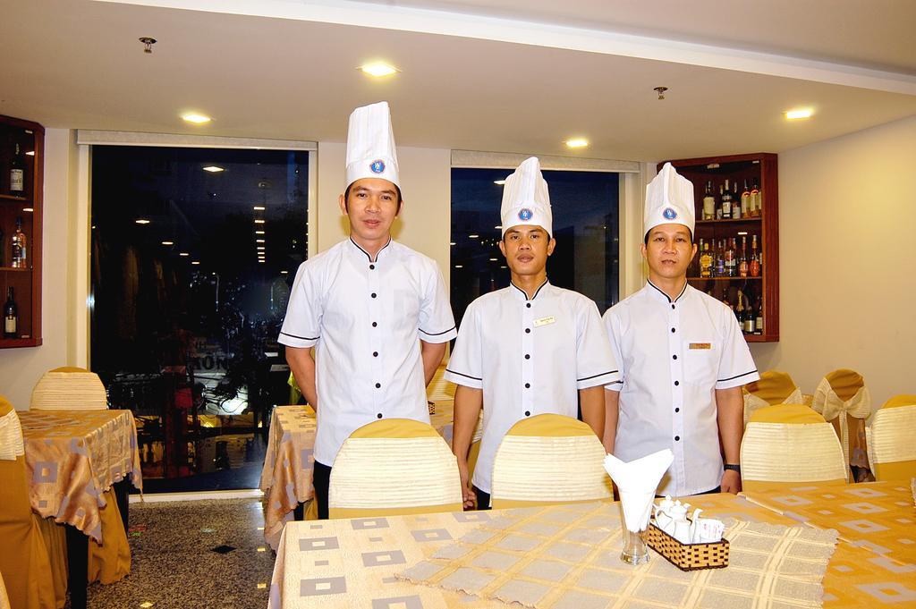 Nam Hung Hotel Nha Trang Esterno foto