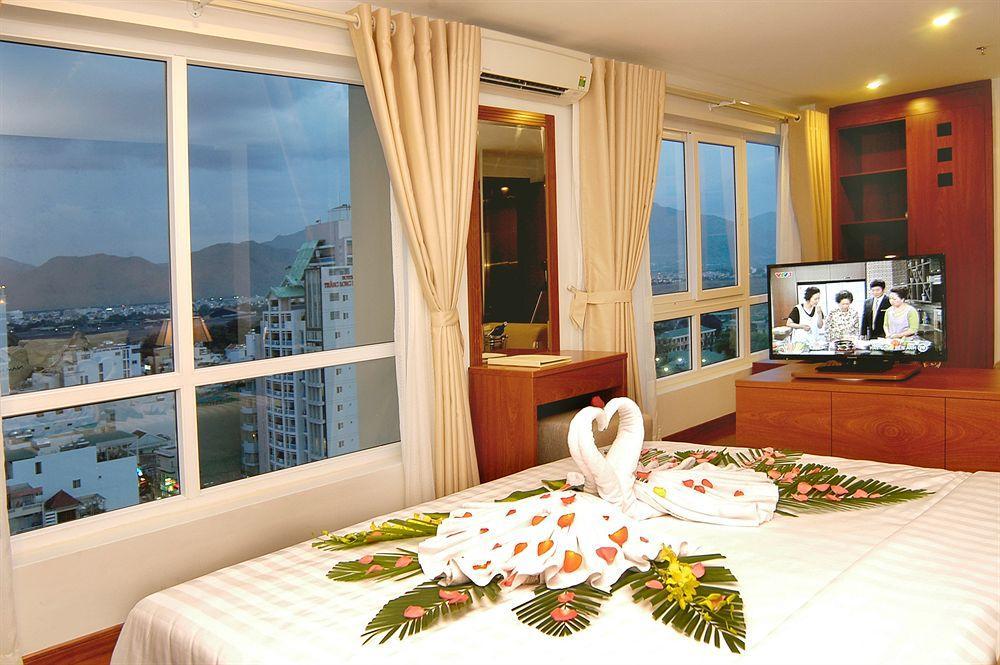 Nam Hung Hotel Nha Trang Esterno foto