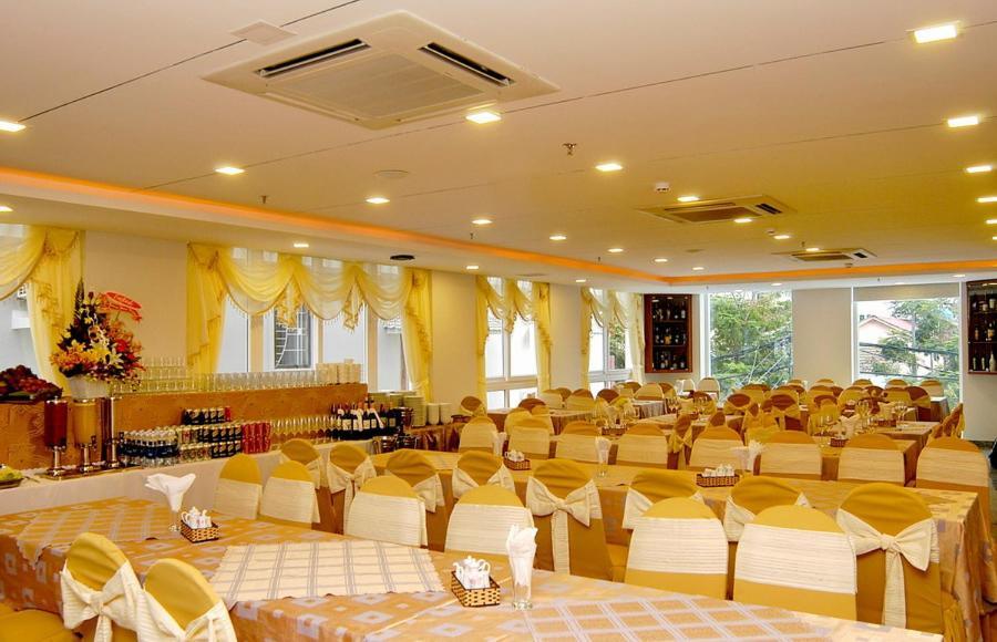 Nam Hung Hotel Nha Trang Esterno foto