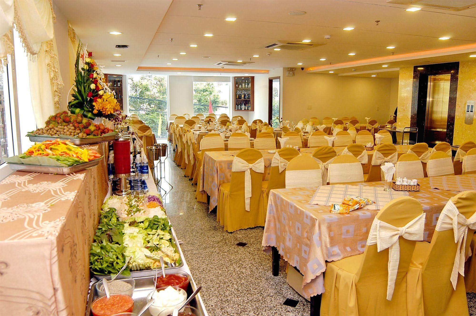 Nam Hung Hotel Nha Trang Esterno foto