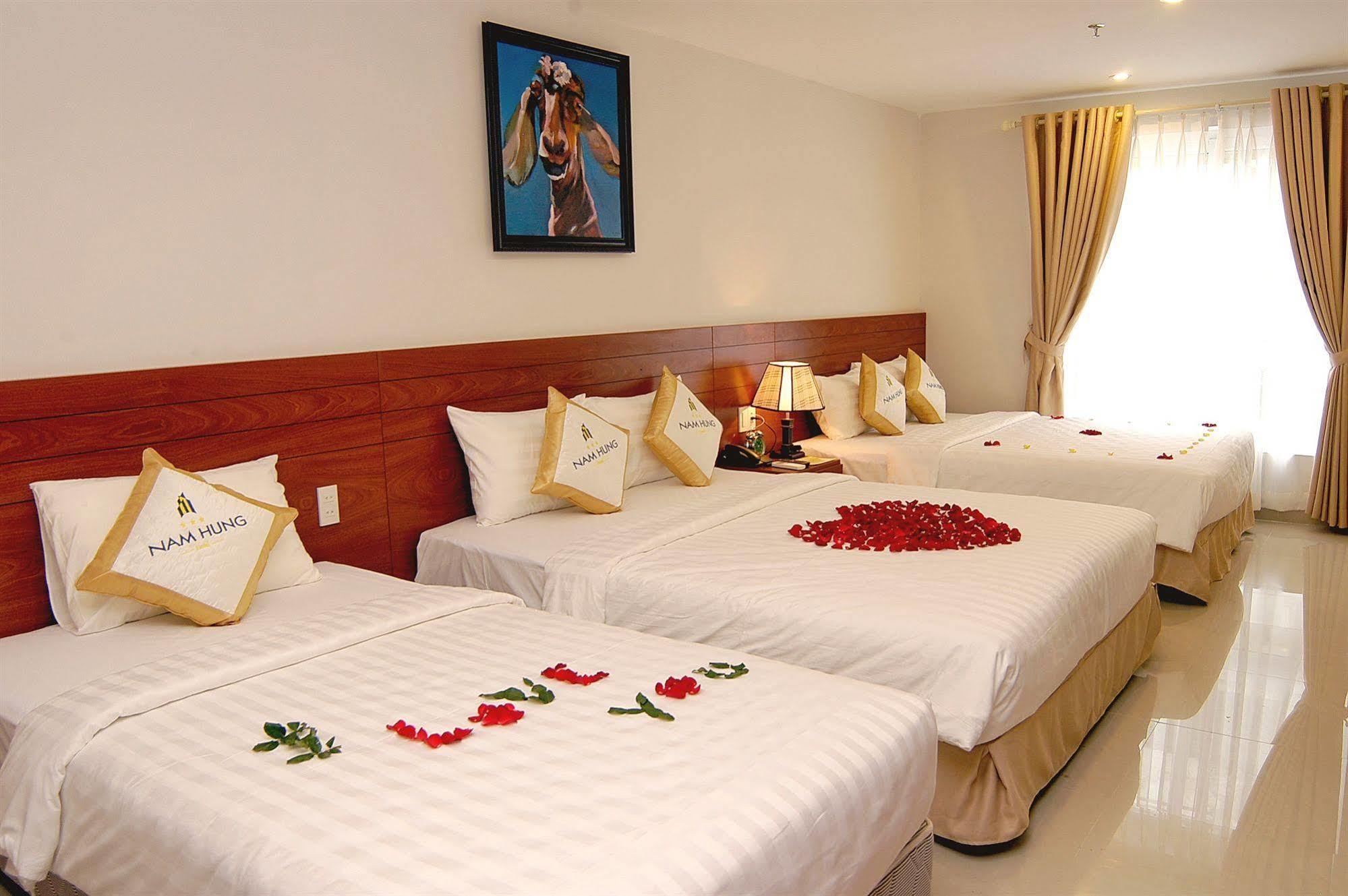 Nam Hung Hotel Nha Trang Esterno foto