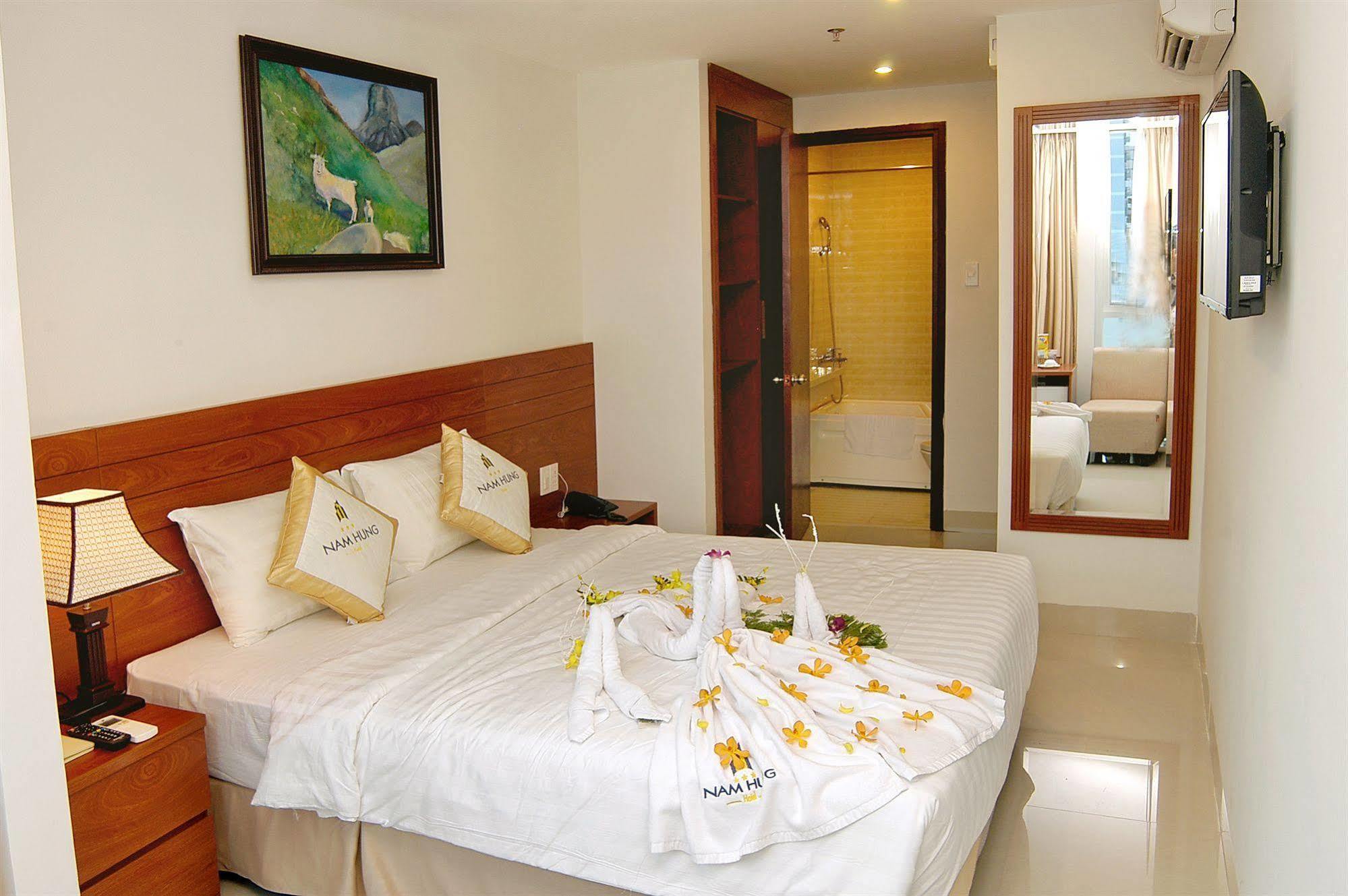 Nam Hung Hotel Nha Trang Esterno foto